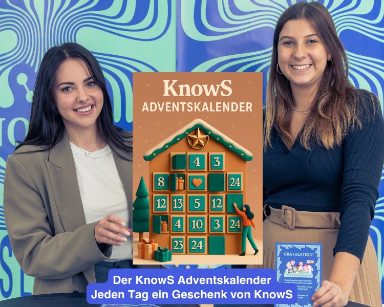 Zwei Personen präsentieren den KnowS Adventskalender mit Türchen und Geschenken